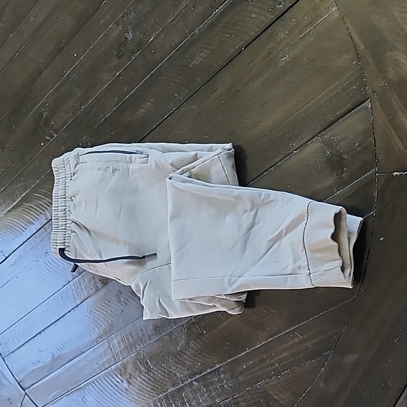 Rule of Threads Joggers 32x29 Fitted - Picture 2 of 2